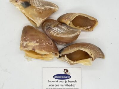 kalfshoefjes. gezonde natuurlijke honden snack.